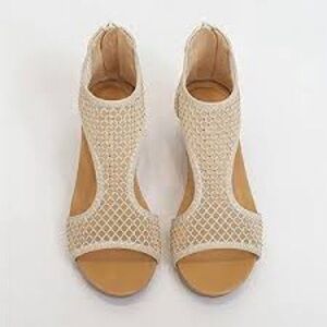 Chic Cream Open-Toe Sandals